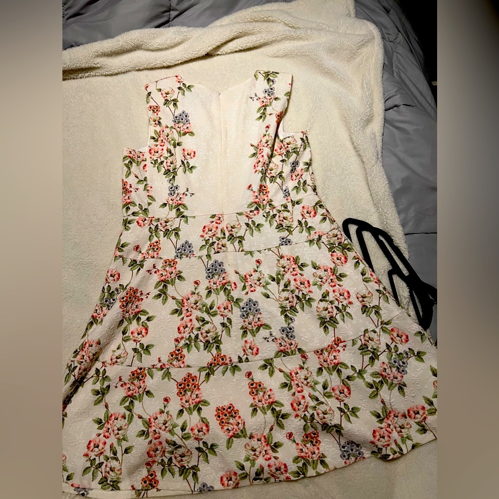 Karl Lagerfeld floral sleeveless a line dress